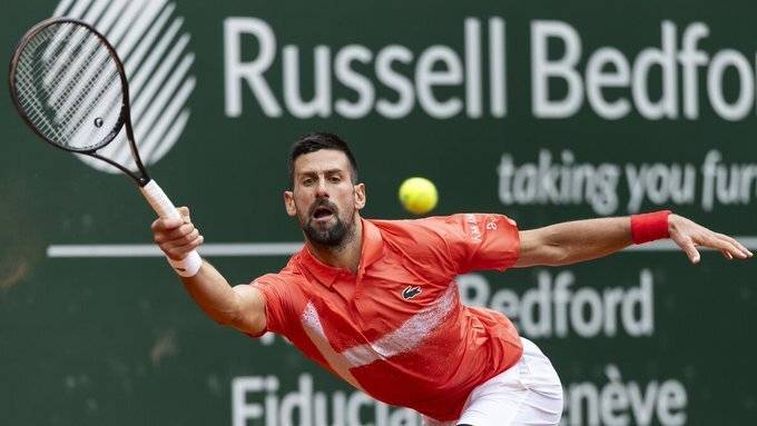 赛季红土首胜!德约直落两盘横扫过关,结束巡回赛3连败